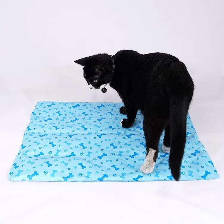 Self-Cooling Mat for Dogs and Cats, Pets, for Sofa, Bed or Car, Washable Mat for Pets, Small, Medium and Large Animals, for Summer